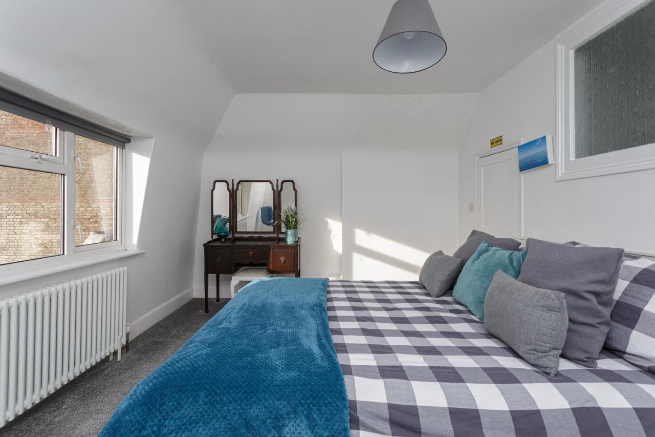 At The Heart & Soul Of Southsea Apartment Portsmouth Exterior photo