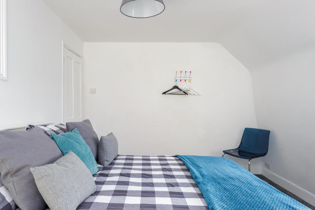At The Heart & Soul Of Southsea Apartment Portsmouth Exterior photo