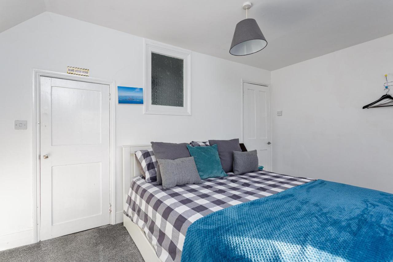 At The Heart & Soul Of Southsea Apartment Portsmouth Exterior photo